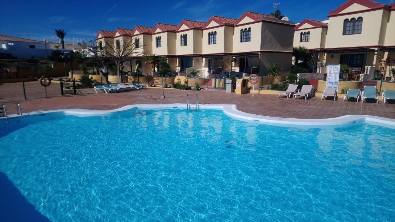 Green Oasis By The Pool Costa Calma Extérieur photo