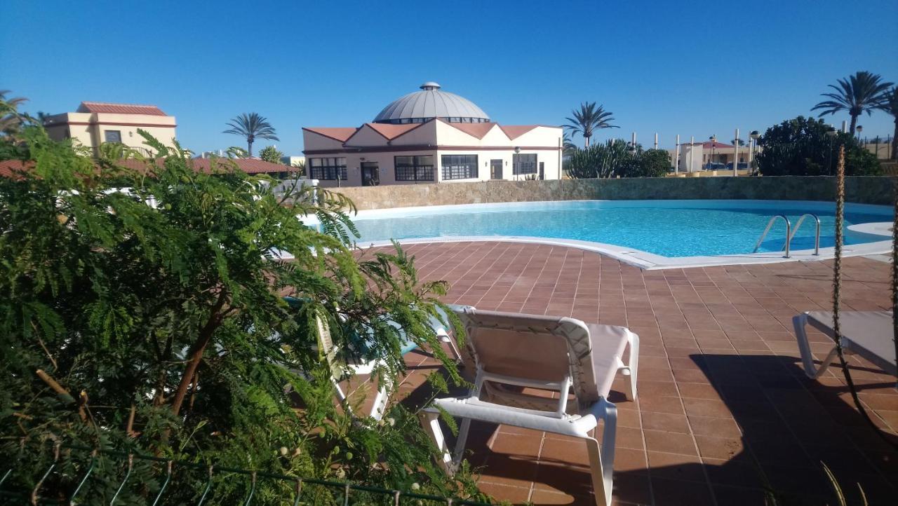Green Oasis By The Pool Costa Calma Extérieur photo
