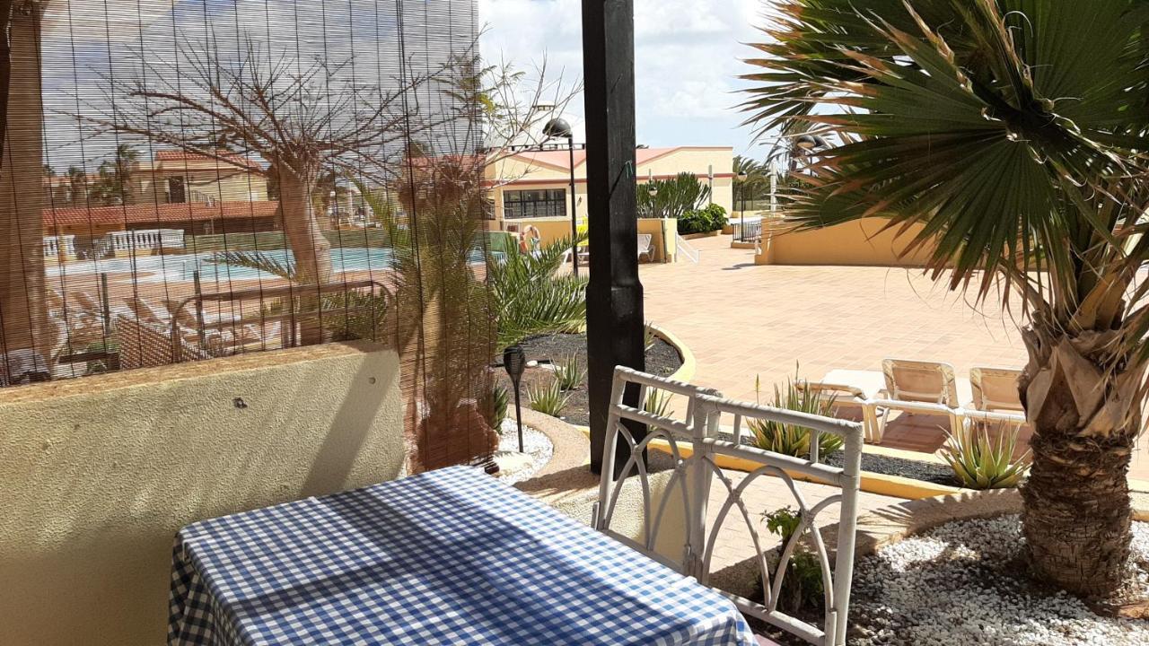 Green Oasis By The Pool Costa Calma Extérieur photo